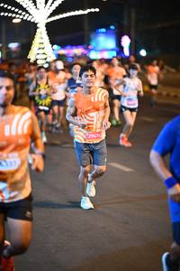 BIB: 031, 29474
                            <button type="button" onclick="openModal(23210739)" class="btn btn-primary btn-sm float-right btn-popup" data-toggle="modal" data-target=".modal-high-quality">
                        <i class="fas fa-shopping-cart"></i> Add to Cart
                    </button>
                                            <button type="button" onclick="isThisMe(23210739, true)" class="btn btn-success btn-sm float-right btn-popup btn-isme hidden" data-toggle="tooltip" data-placement="bottom" title="นี่คือรูปของคุณใช่ไหม คลิกที่นี่เพื่อเอาเข้าอัลบั้ม">
                        <i class="fas fa-plus"></i> Add to album
                    </button>
                    <button type="button" onclick="isThisMe(23210739, false)" class="btn btn-warning btn-sm float-right btn-popup btn-isnotme hidden">
                        <i class="fas fa-ban"></i> Remove from album
                    </button>